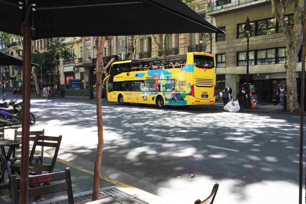 Duplex En Centro Historico Y Turistico Sobre Av. De Mayo Buenos Aires Exterior foto